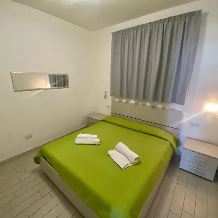 شقة Tramonto كاستيلساردو